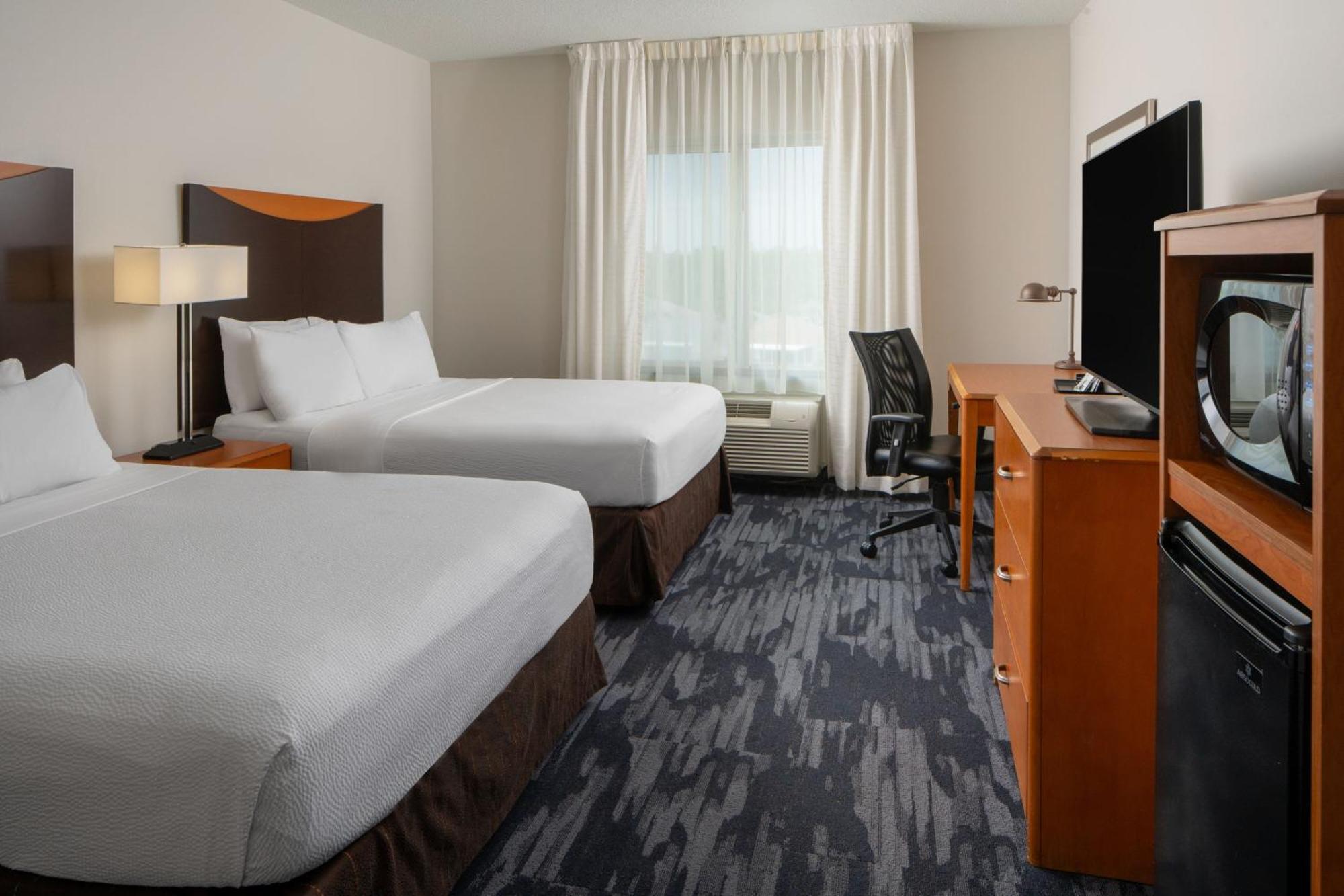 Fairfield Inn & Suites Орандж-Бич Экстерьер фото