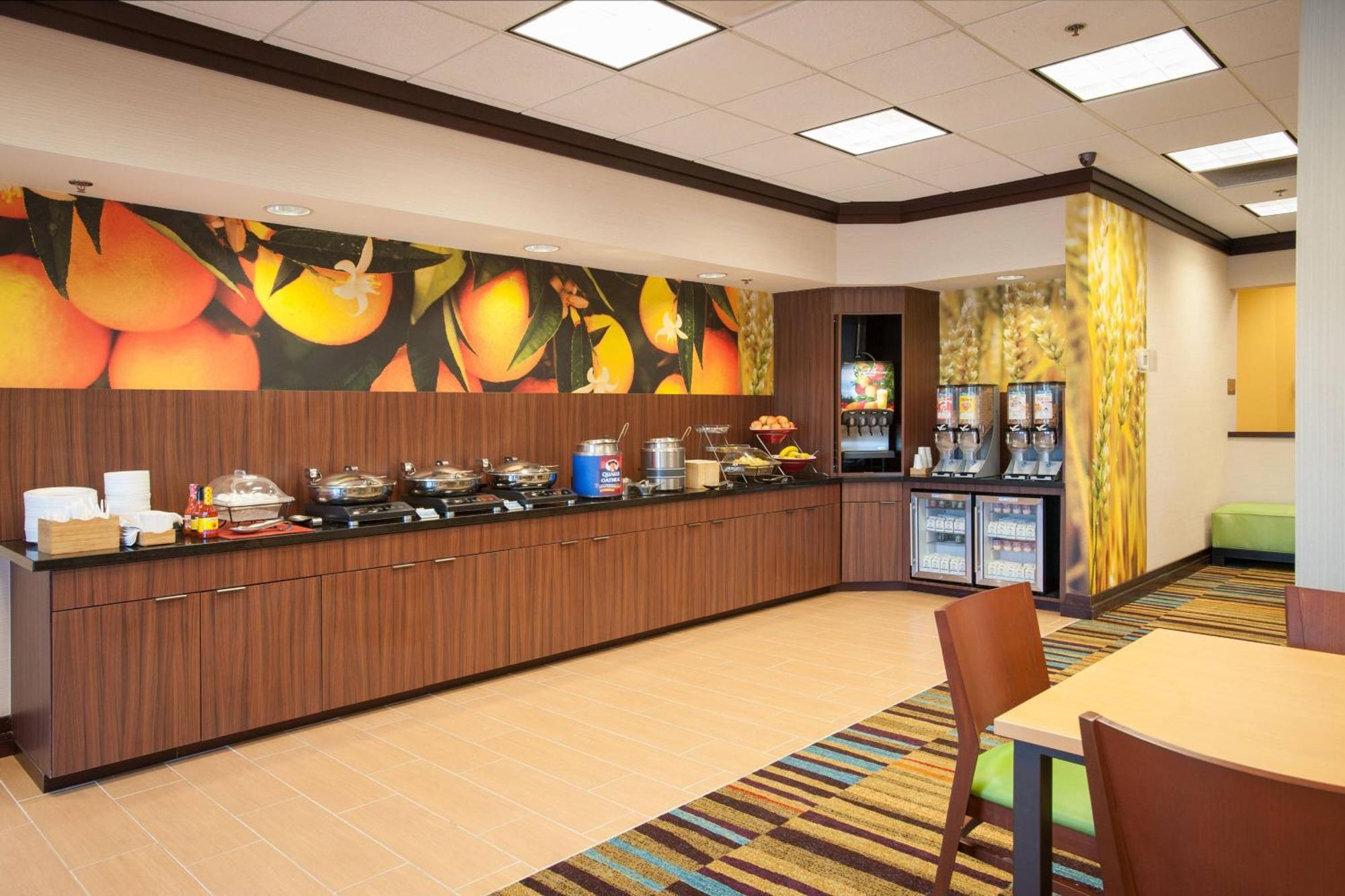 Fairfield Inn & Suites Орандж-Бич Экстерьер фото