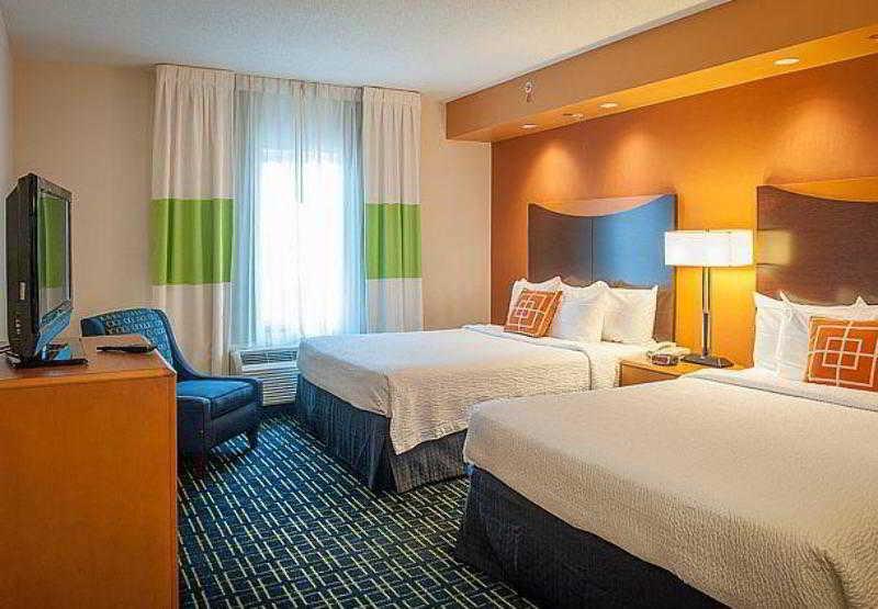 Fairfield Inn & Suites Орандж-Бич Номер фото