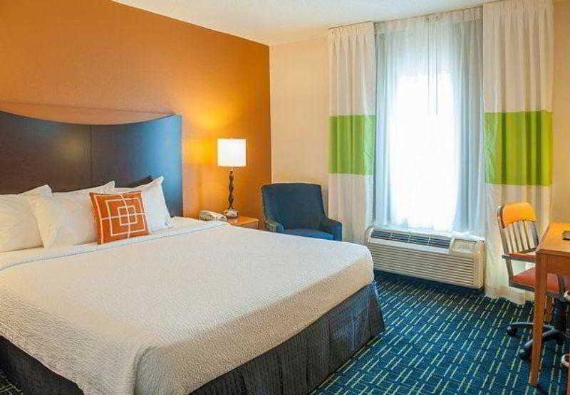 Fairfield Inn & Suites Орандж-Бич Экстерьер фото